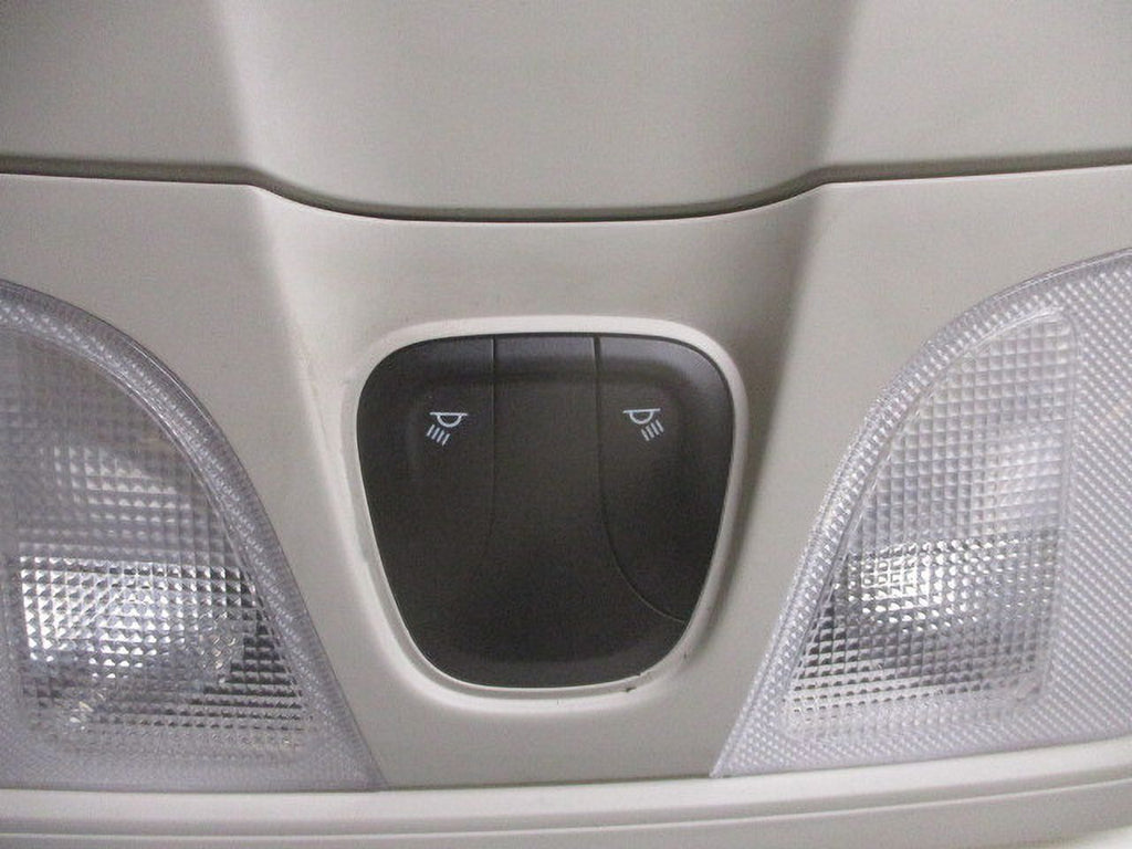 Roof Overhead 14 17 w/Lights (Good) Jeep Cherokee Console 16 18 LKQ 15 Pre-Owned OEM