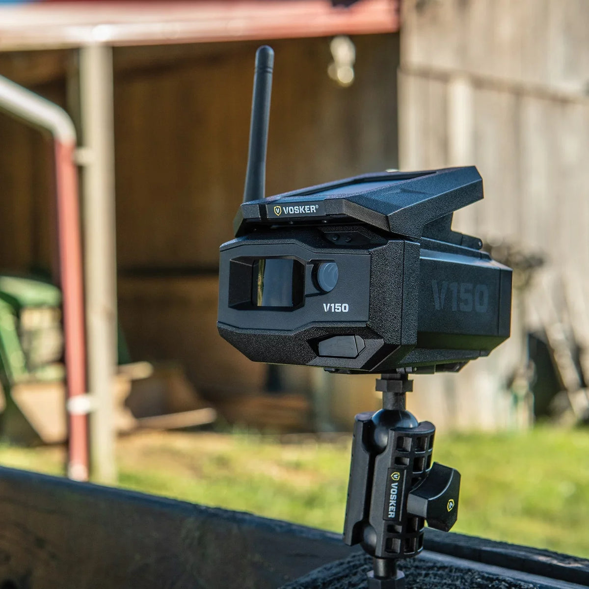 Cellular 1202 Nation VOSKER Solar-Powered Camera LTE V150 Security Wide Network) Outdoor (US