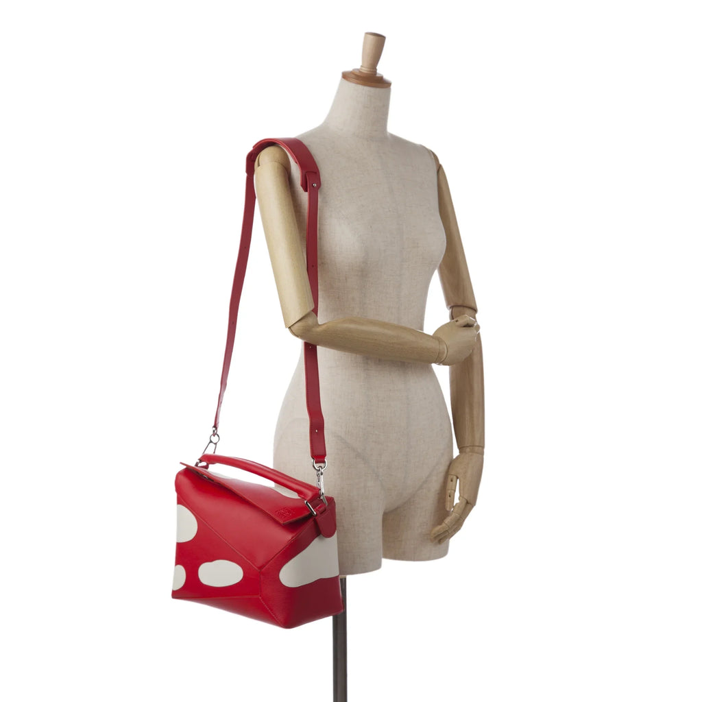 Authenticated (Good) Unisex Red LOEWE Mushroom Small Puzzle Pre-Owned Satchel Edge Leather Calf