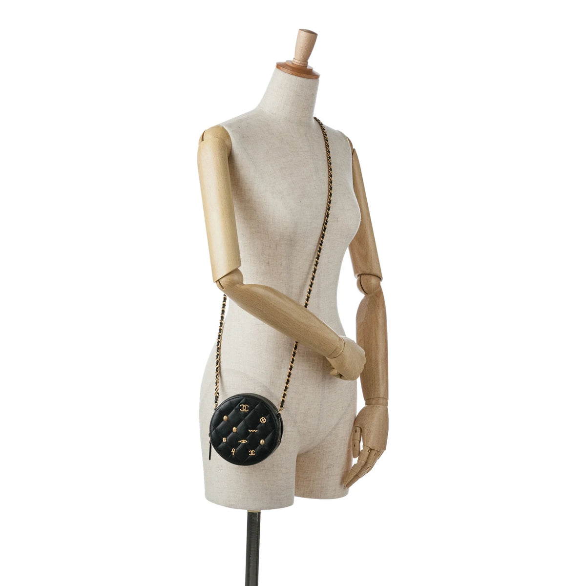 Pre-Owned Round Bag Leather (Good) Lambskin Lucky Crossbody Unisex Charms Chanel Authenticated Black