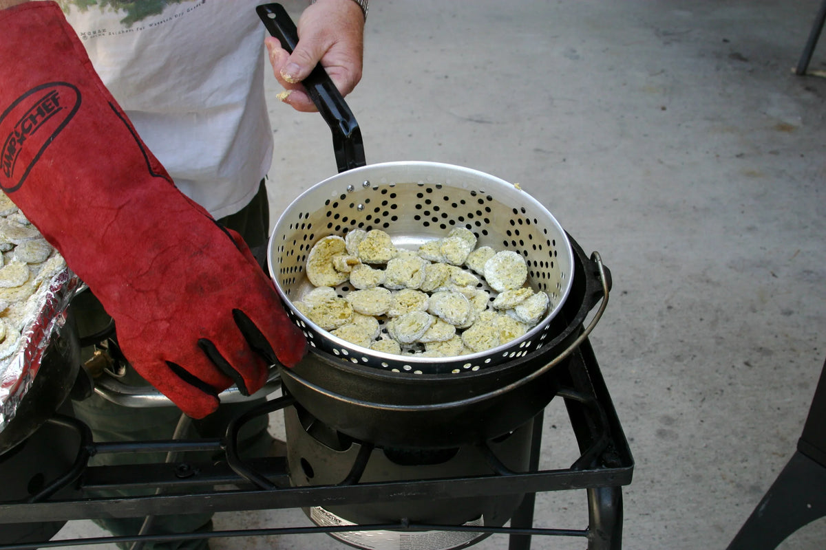 Iron Pot Seasoned Chef Cast Camp (Set)