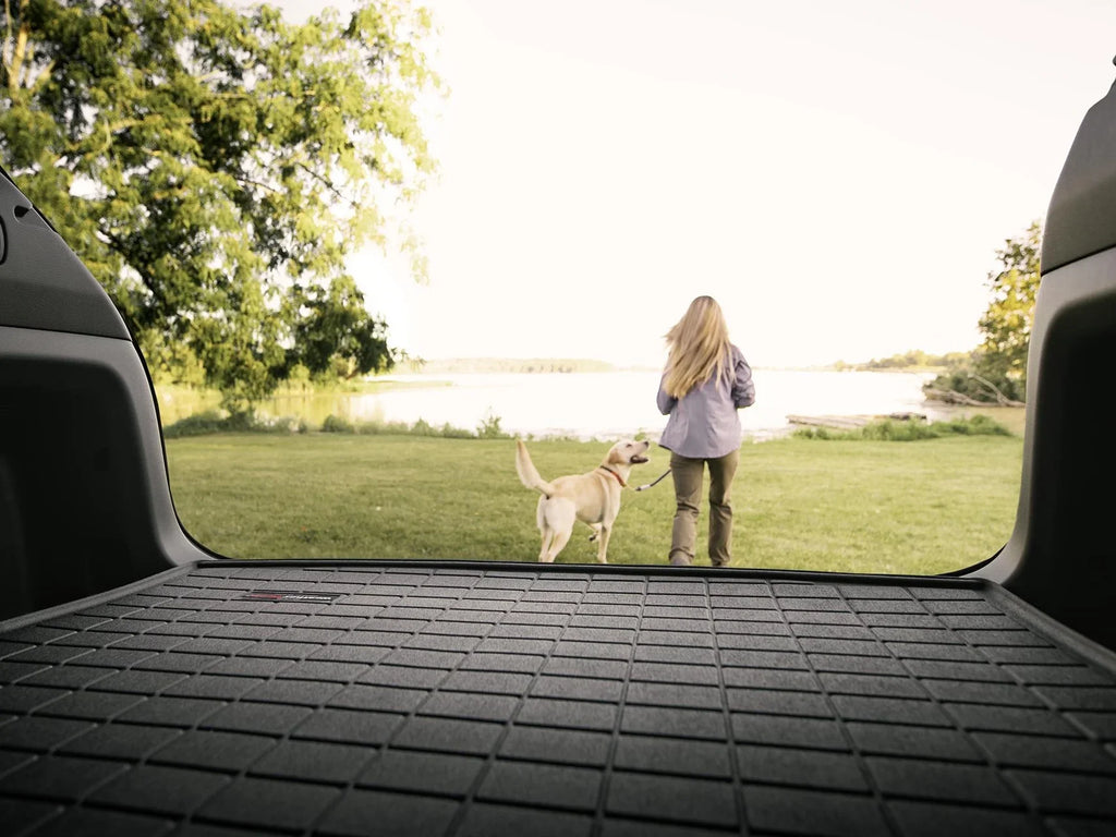 '- Behind Cargo compatible Subaru Outback Liner 2nd Seating, Black with Trunk WeatherTech Row 2020-2024