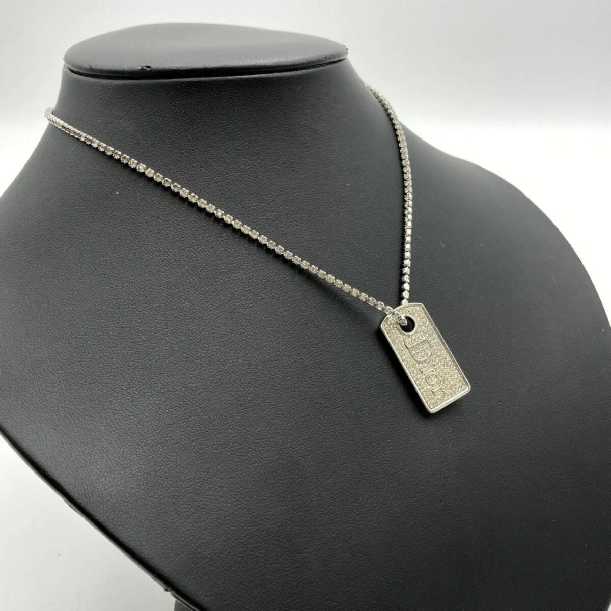 Women's Rhinestone Color Necklace (Good) Pre-Owned IT1TZZH18V36 Silver Dior Christian Plate