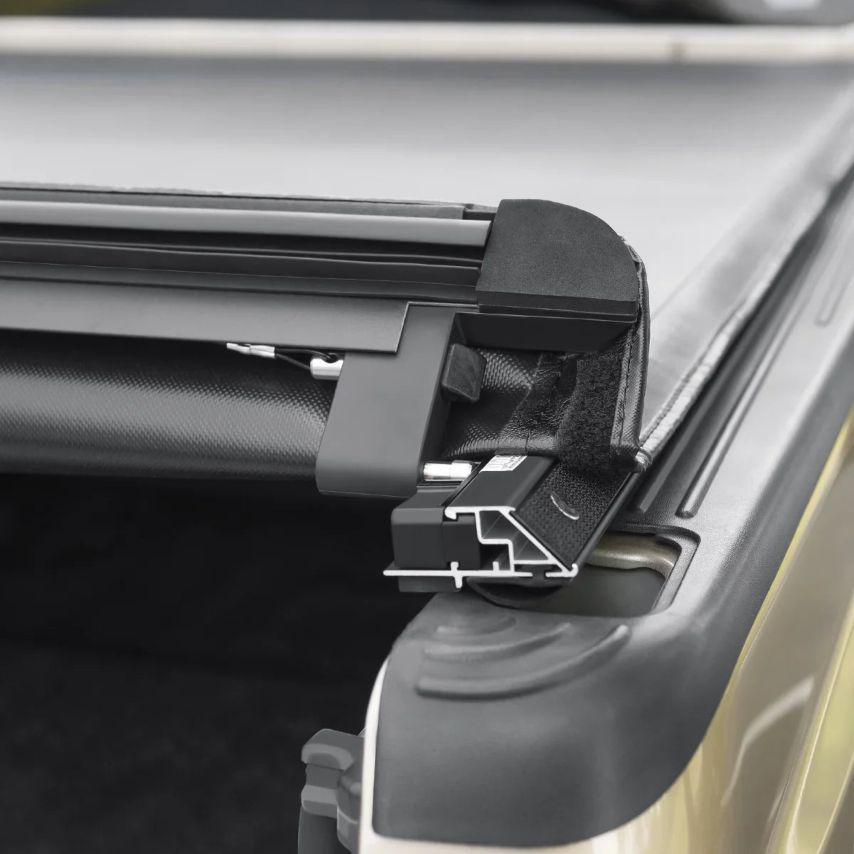 Roll GMC Fits Chevy Cover Bed / Tonneau Canyon Bed Drive Auto Colorado 5Ft 15-19 Truck up Soft