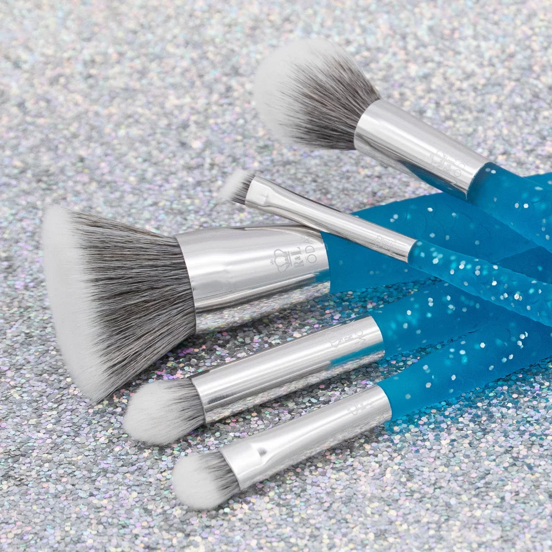 Crease and Brushes Brush 6pc Brush Includes Set, Moda Small Mythical Makeup Makeup Accentuate, Blue Shader, Fire