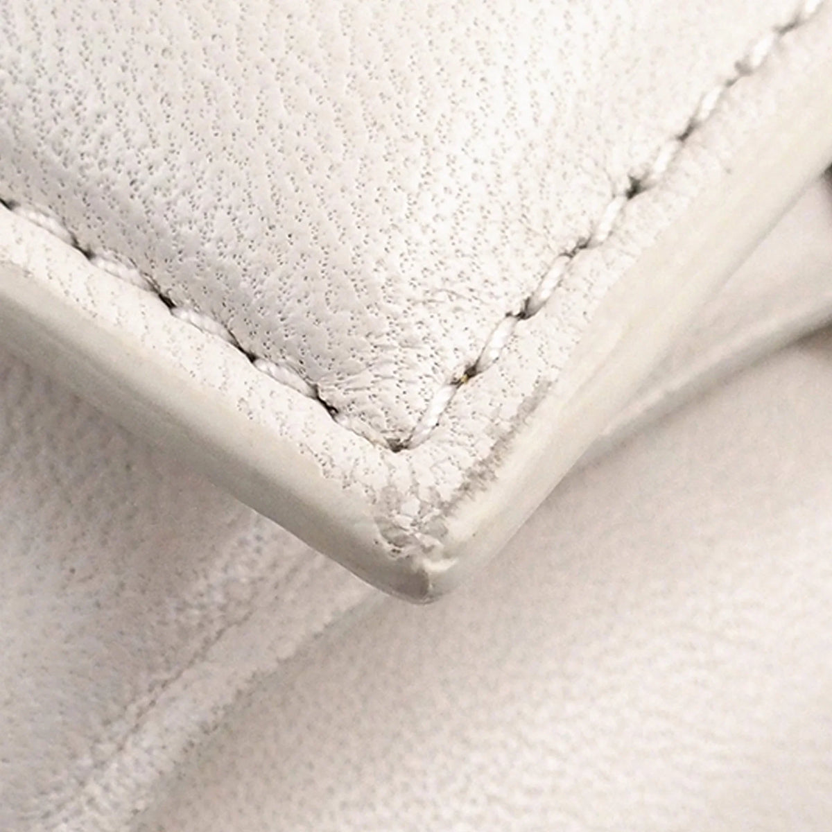 (Good) Padded Cassette Shoulder Unisex White Veneta Authenticated Bottega Pre-Owned Bag Leather Calf