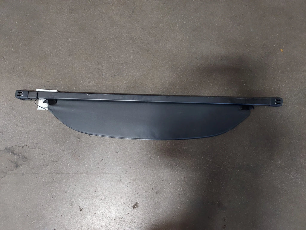 Shade 2014 Toyota OEM LKQ Cover (Good) Rav4 Cargo Trunk Pre-Owned