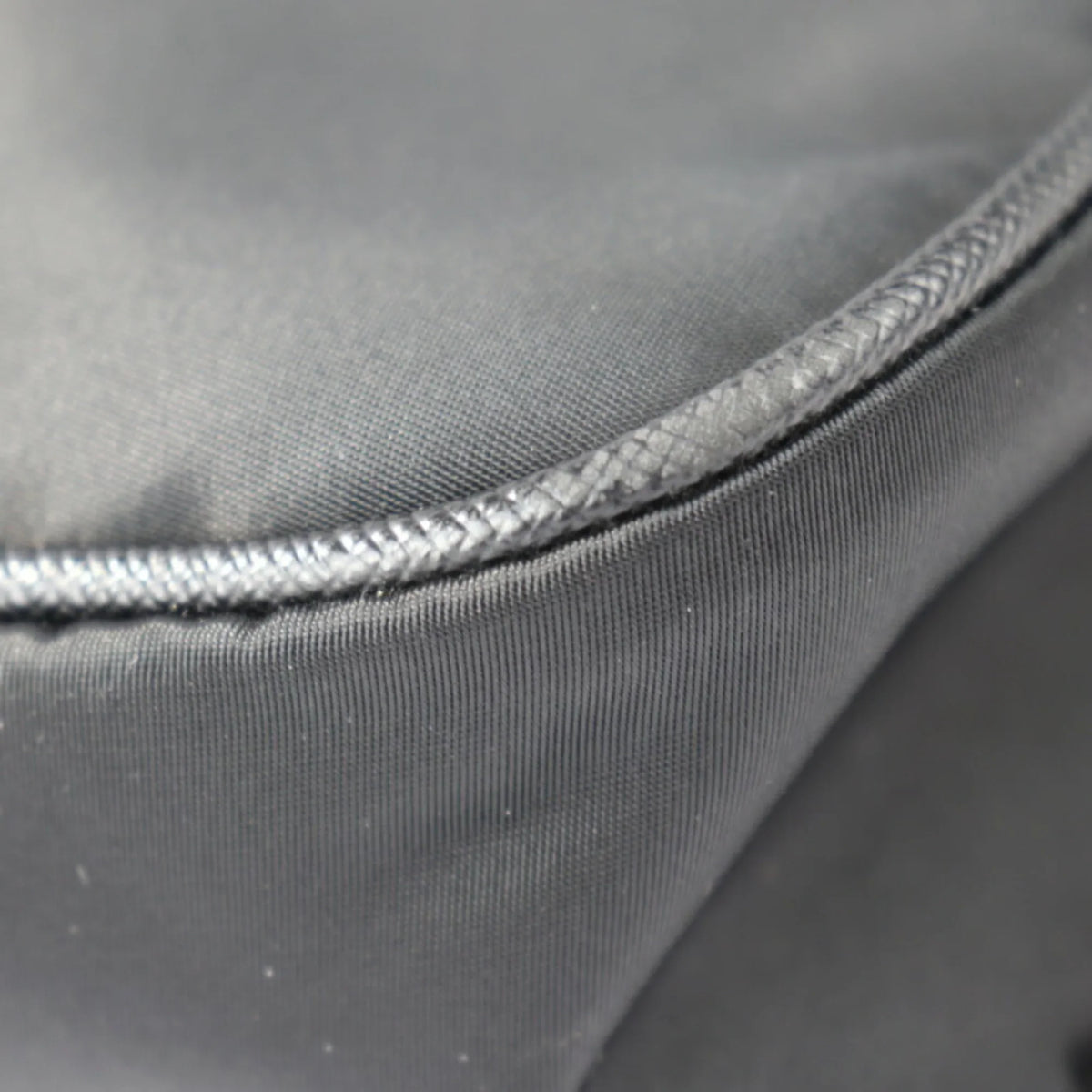 Prada Pre-Owned PRADA metal leather messenger logo (Good) triangle silver black bag 2VD951 mark shoulder fittings nylon