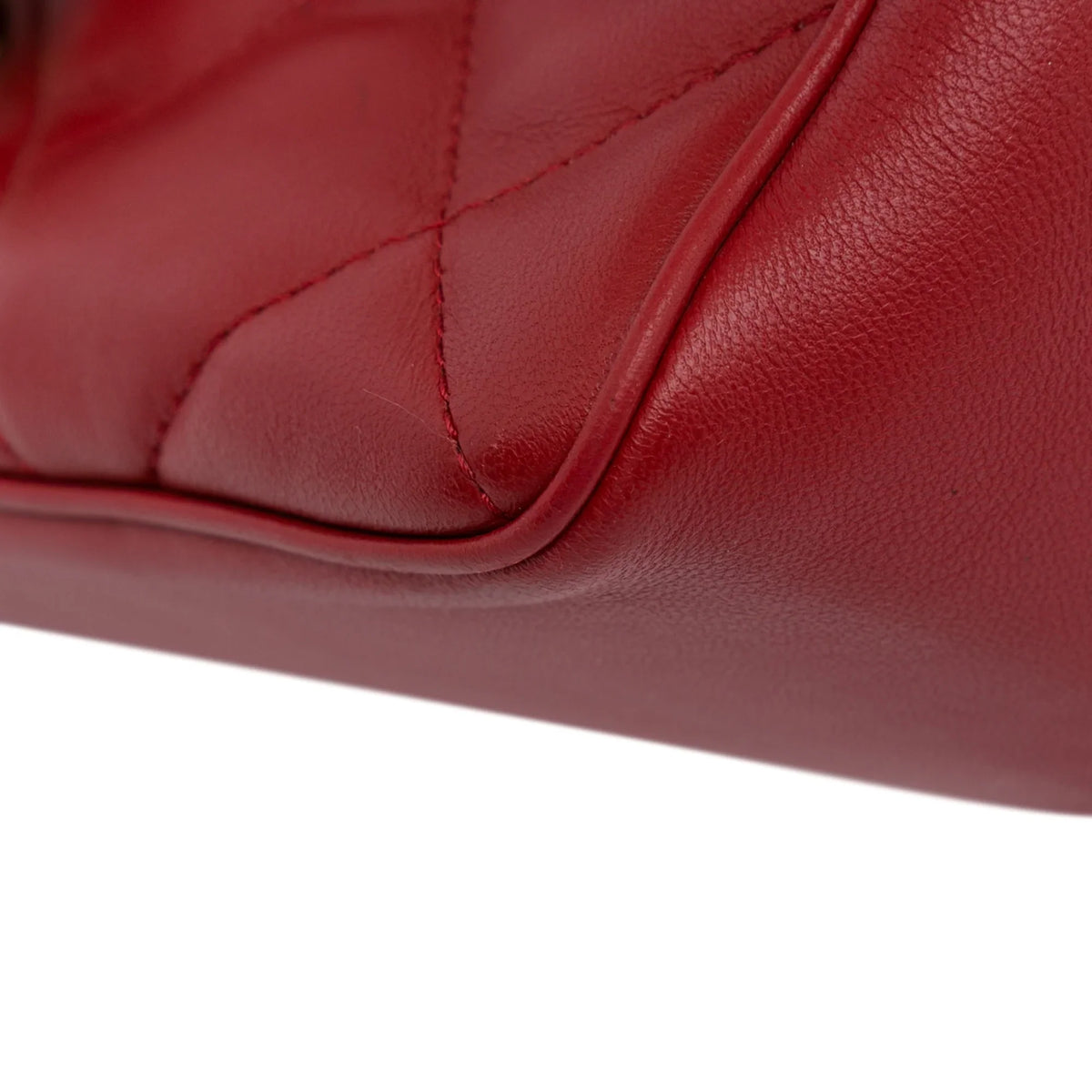 Lambskin Small (Good) Satchel Authenticated Red Flap Unisex Bag Chanel Leather Carry Easy Pre-Owned