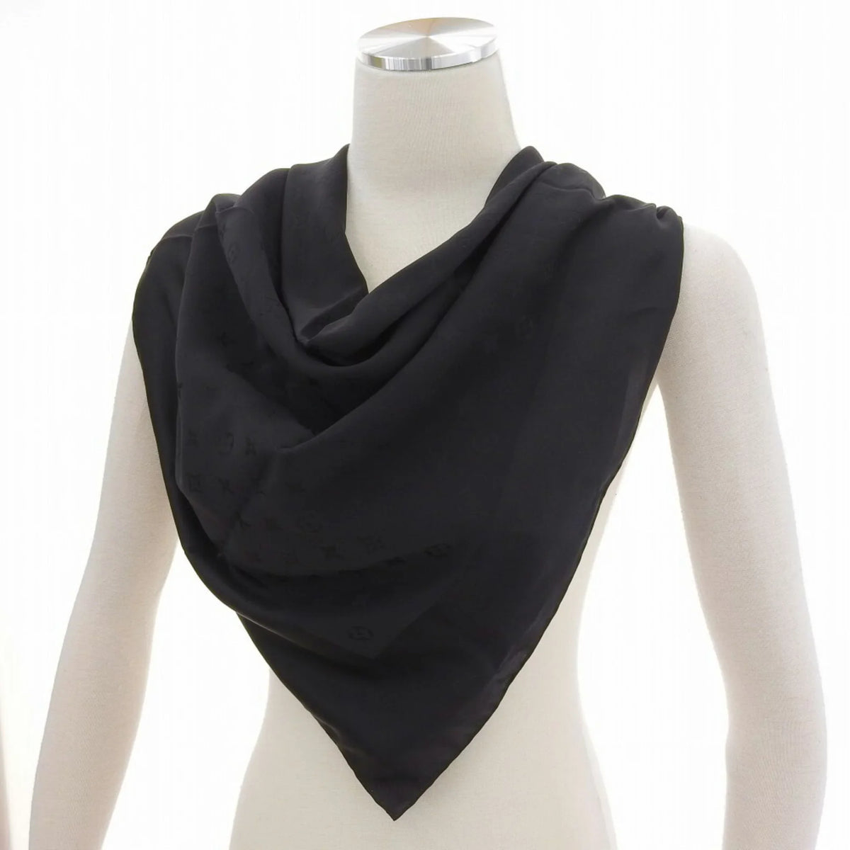 Pre-Owned silk black (Like scarf Louis LOUIS monogram VUITTON New) Vuitton