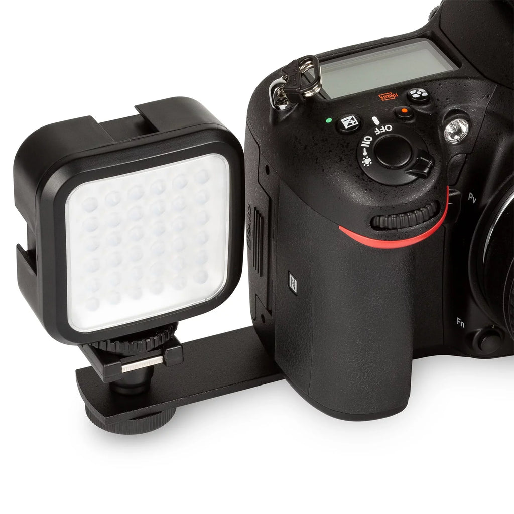with Nikon 64GB Card, Camera ZeeTech Z Accessory Lens, and Mirrorless Memory f/4 Tripod Bundle Flash, SanDisk Backpack, NIKKOR 24-70mm II S Z7