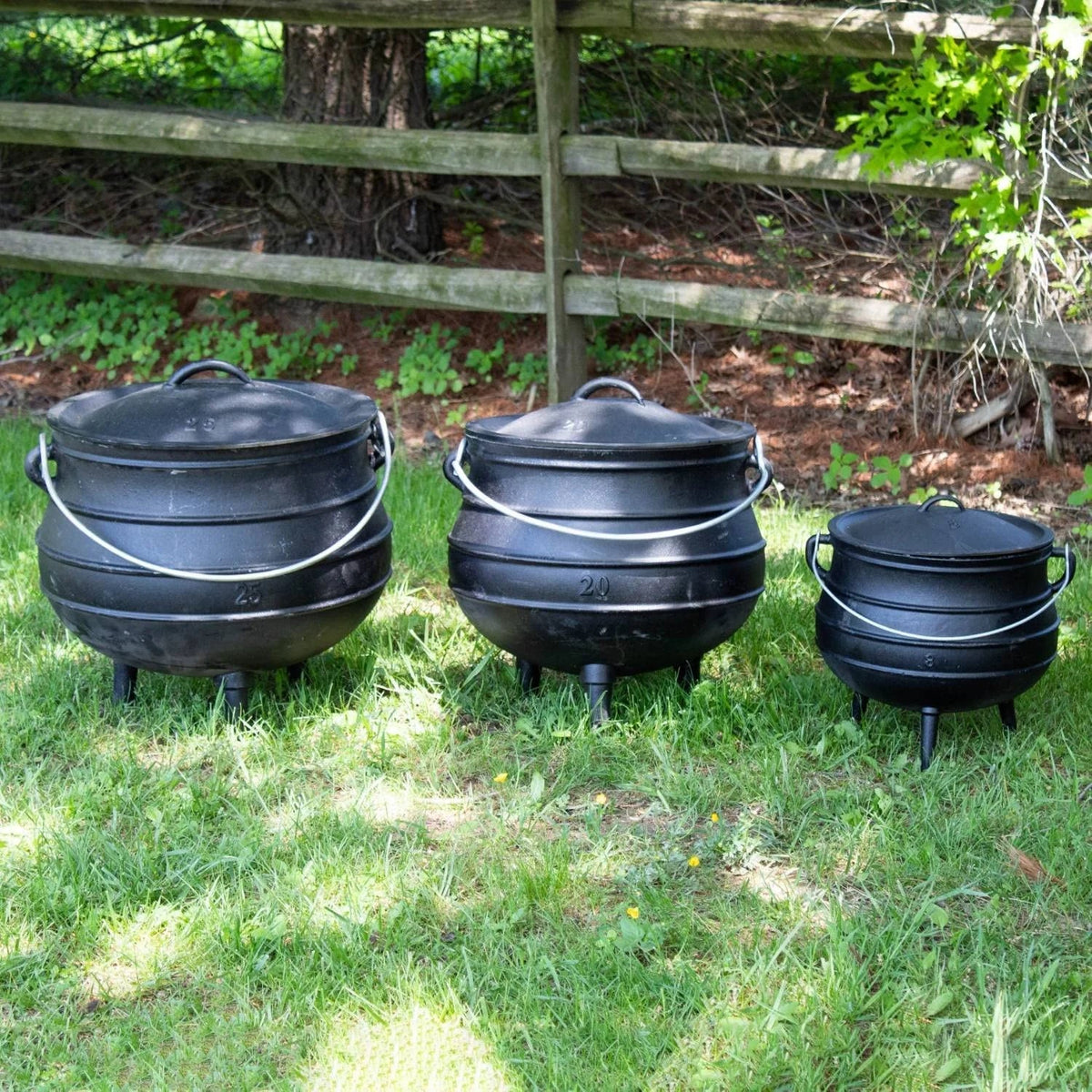 Dutch 16 With - Oven je Legs Campfire Gallon Inch, Iron And Kettle Cooking Cast 9 Lid, 3