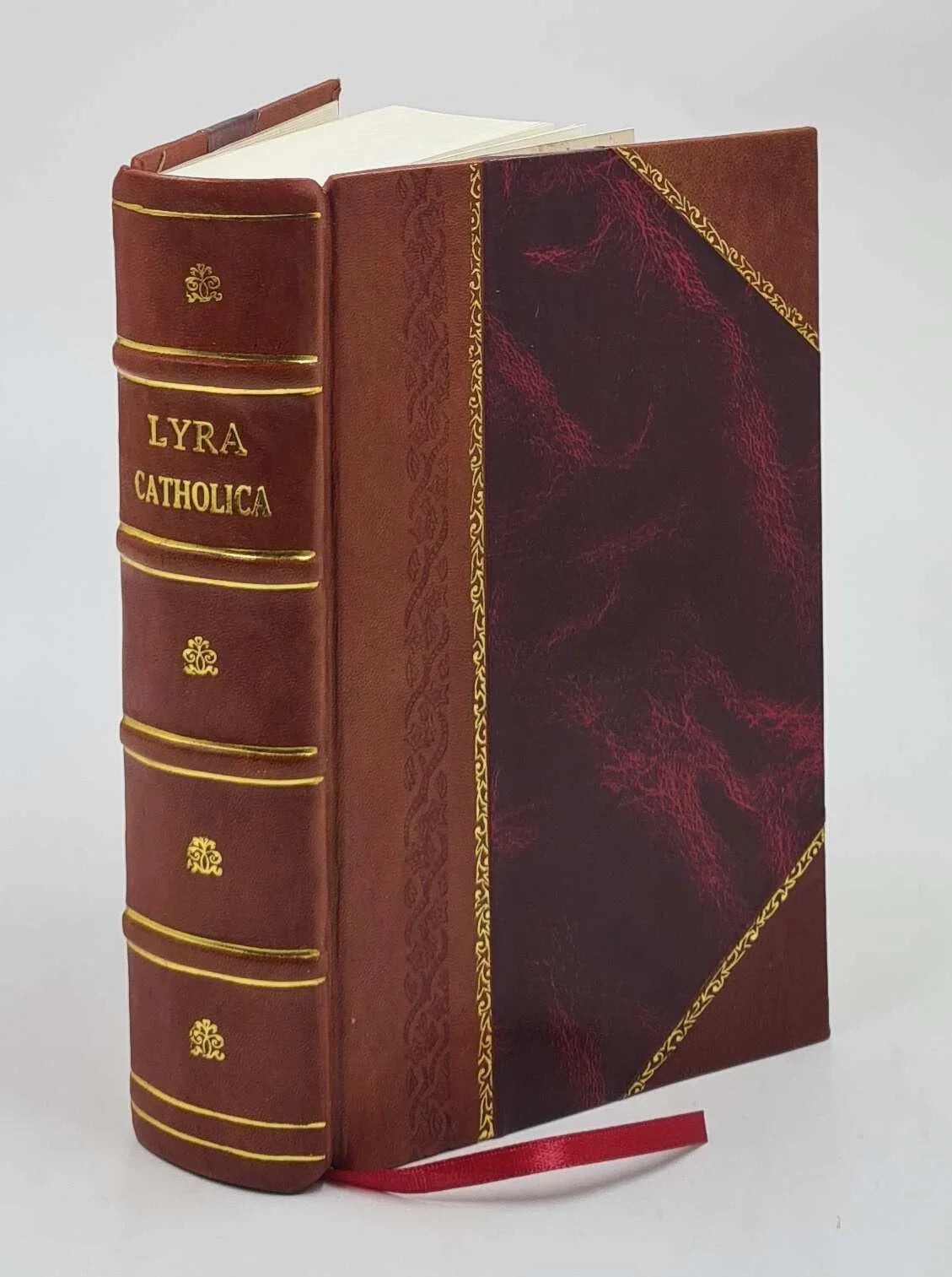 the breviary [Leather : Catholica Lyra Roman Bound] hymns all containing of the
