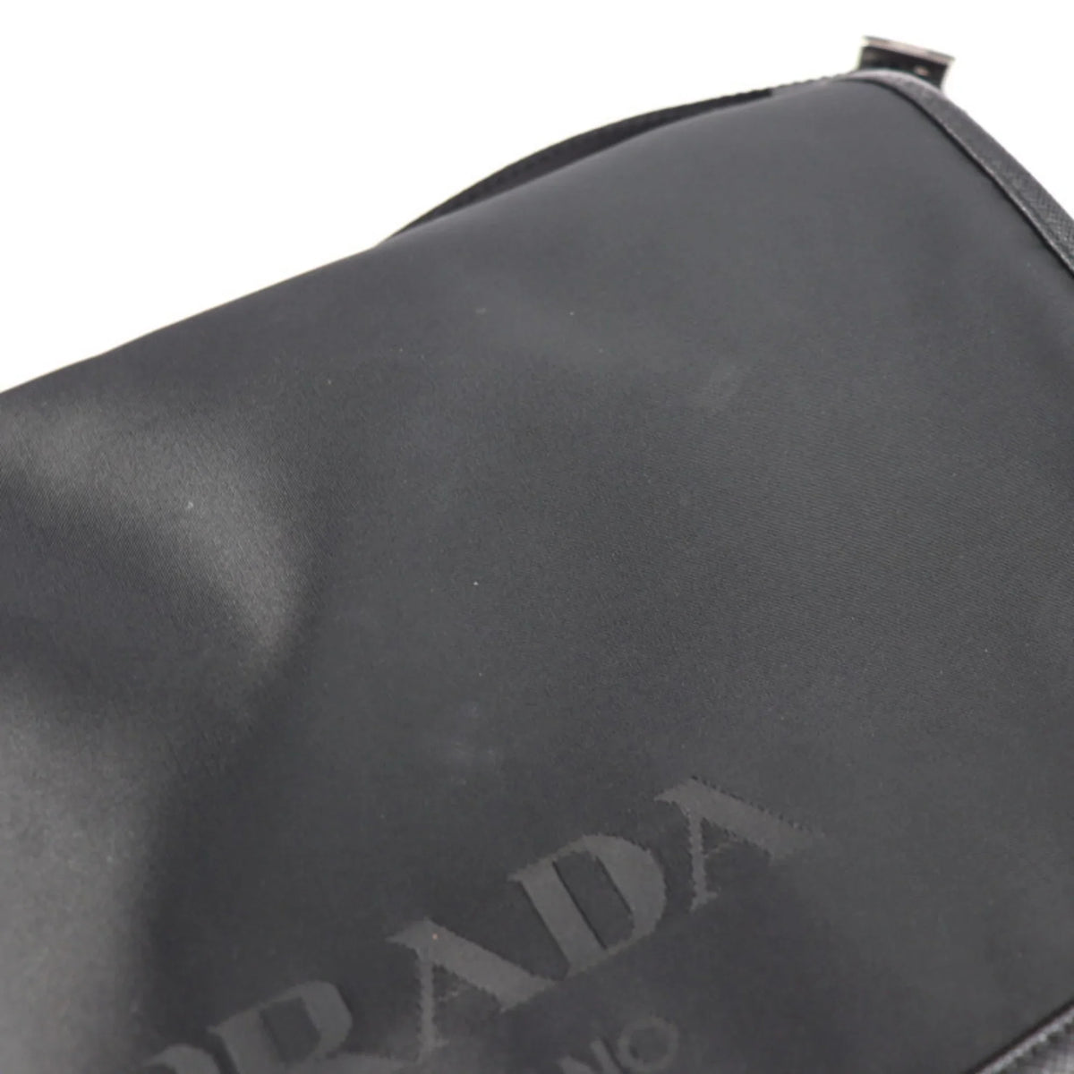 Prada Pre-Owned PRADA metal leather messenger logo (Good) triangle silver black bag 2VD951 mark shoulder fittings nylon