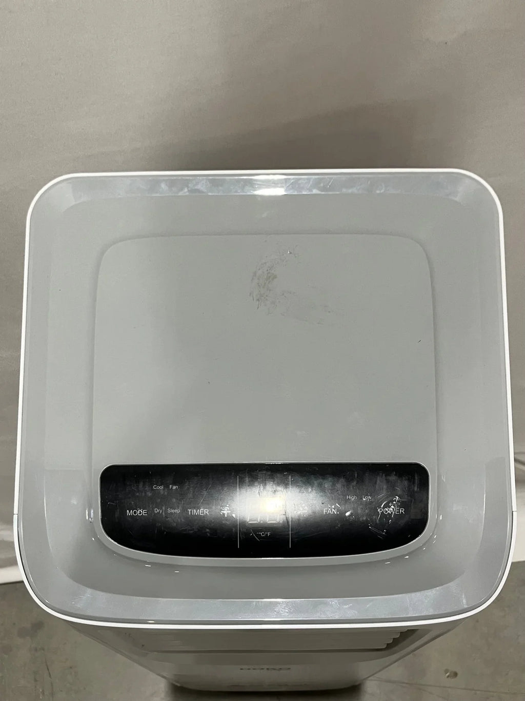 '- Portable 12000 AC BTU (Fair) Pre-Owned Dehumidifier WHITE SPK2-12C Air Conditioners DOKOWORLD