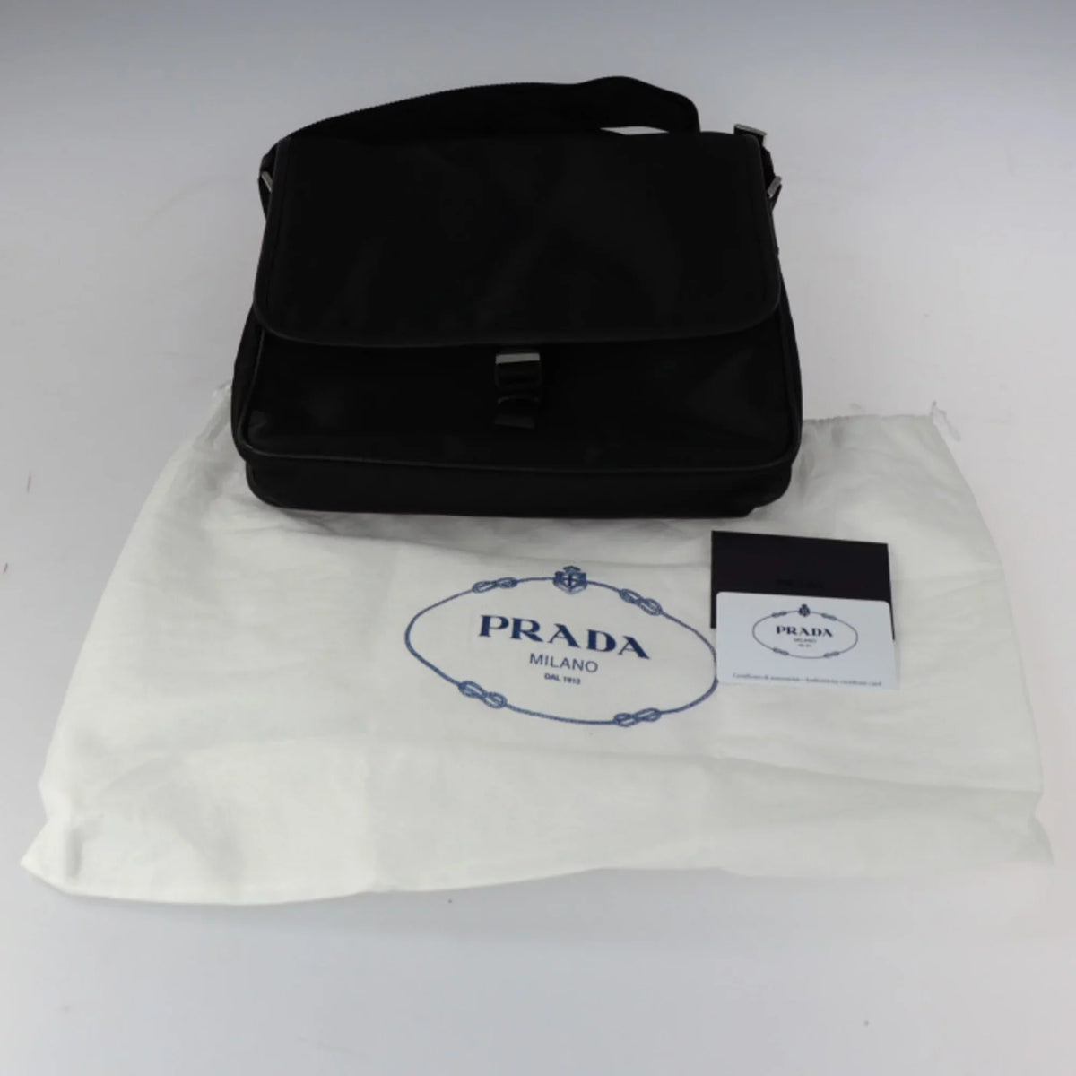 Prada Pre-Owned PRADA metal leather messenger logo (Good) triangle silver black bag 2VD951 mark shoulder fittings nylon