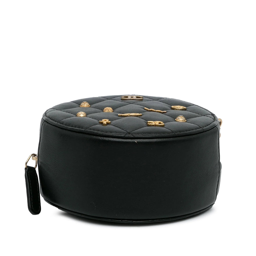 Pre-Owned Round Bag Leather (Good) Lambskin Lucky Crossbody Unisex Charms Chanel Authenticated Black