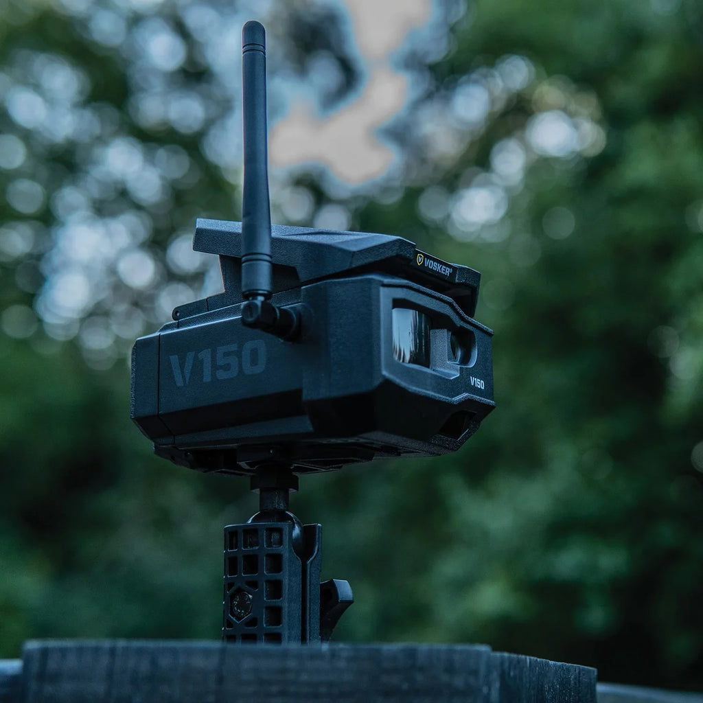 Cellular 1202 Nation VOSKER Solar-Powered Camera LTE V150 Security Wide Network) Outdoor (US