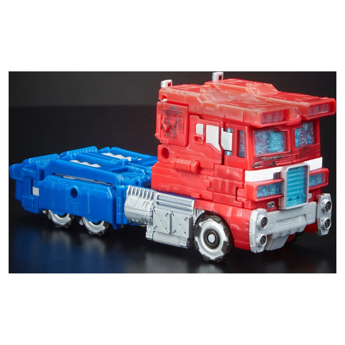 Generations Transformers WFC-S11 Siege Prime Optimus Voyager Class